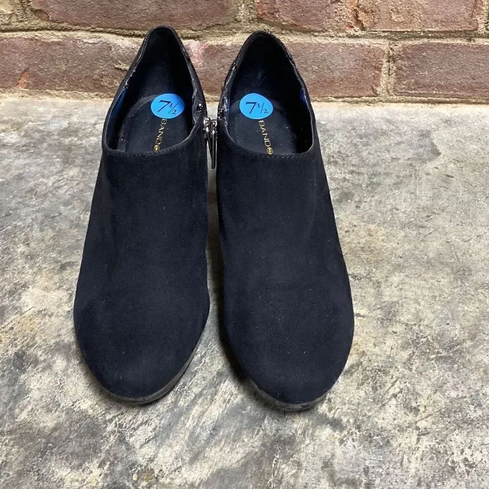 Bandolino Black Faux Suede Heel Ankle Bootie Size 7.5